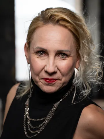 Mónika Tar (a.G. vom Ungarischen Csiky-Gergely-Staatstheater Temeswar)