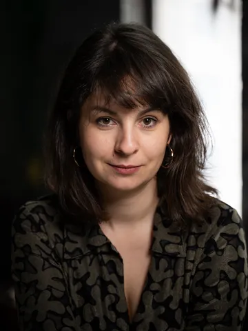 Noémi Becsey-Imreh (guest actress from the Hungarian State Theatre “Csiky Gergely” in Timișoara)